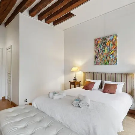 Appartamento 271 Temple - Superb In Paris.